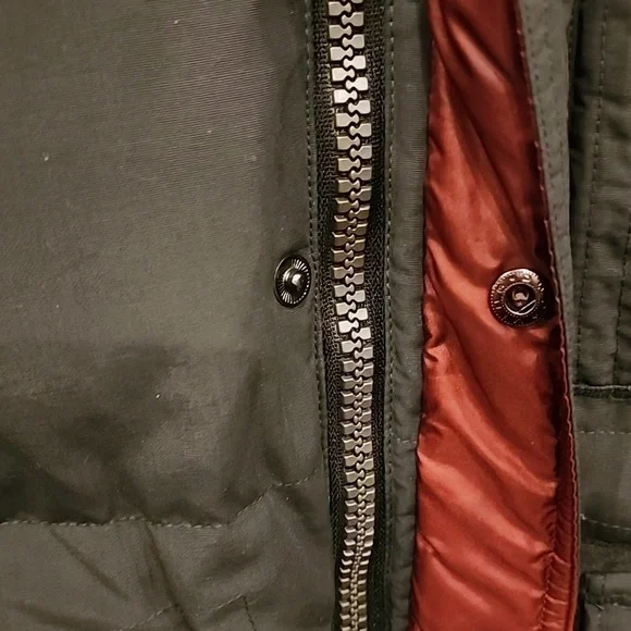 Levis Puffer coat with hood - Picture 5 of 14